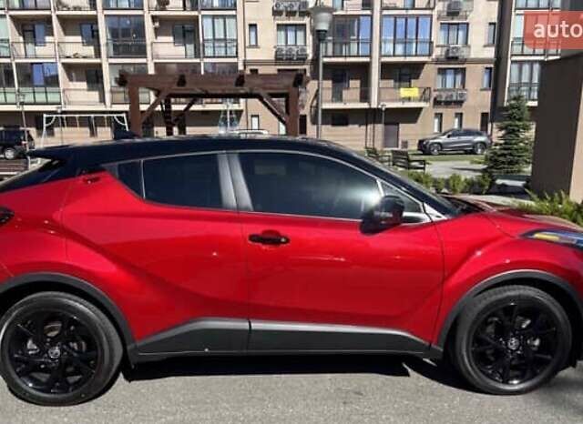 Червоний Тойота C-HR, об'ємом двигуна 1.99 л та пробігом 40 тис. км за 22000 $, фото 1 на Automoto.ua