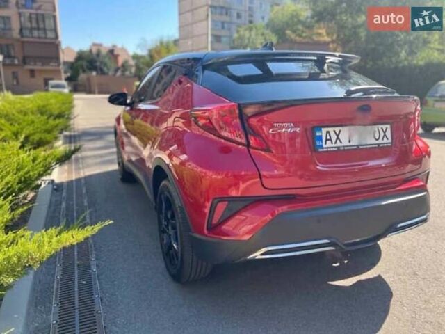 Червоний Тойота C-HR, об'ємом двигуна 1.99 л та пробігом 40 тис. км за 22000 $, фото 3 на Automoto.ua