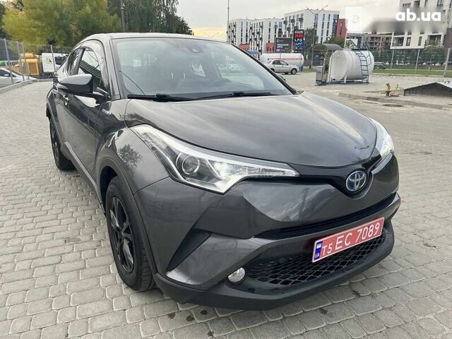 Тойота C-HR, объемом двигателя 1.8 л и пробегом 144 тыс. км за 23500 $, фото 9 на Automoto.ua