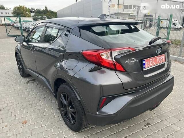 Тойота C-HR, объемом двигателя 1.8 л и пробегом 144 тыс. км за 23500 $, фото 16 на Automoto.ua