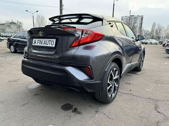 Тойота C-HR, об'ємом двигуна 2 л та пробігом 93 тис. км за 18700 $, фото 4 на Automoto.ua