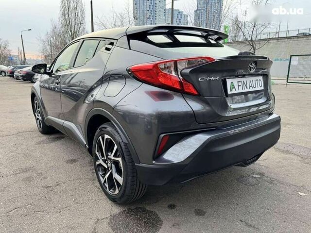 Тойота C-HR, объемом двигателя 2 л и пробегом 93 тыс. км за 18700 $, фото 6 на Automoto.ua