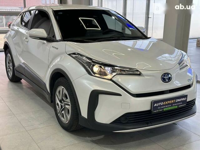 Тойота C-HR, об'ємом двигуна 0 л та пробігом 54 тис. км за 20999 $, фото 7 на Automoto.ua