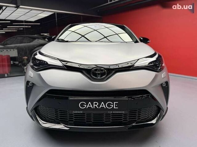 Тойота C-HR, объемом двигателя 2 л и пробегом 10 тыс. км за 33900 $, фото 2 на Automoto.ua