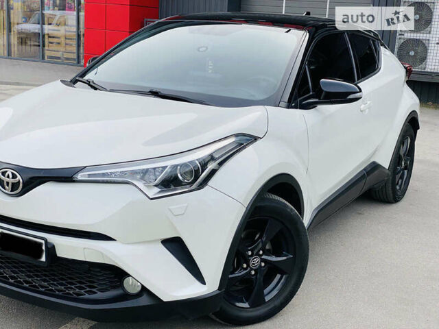 Тойота C-HR, об'ємом двигуна 1.2 л та пробігом 68 тис. км за 19999 $, фото 42 на Automoto.ua