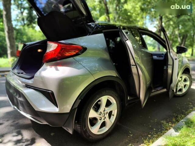 Тойота C-HR, объемом двигателя 1.2 л и пробегом 69 тыс. км за 17990 $, фото 20 на Automoto.ua