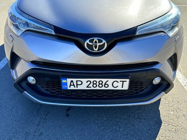 Тойота C-HR, объемом двигателя 1.2 л и пробегом 140 тыс. км за 19000 $, фото 2 на Automoto.ua