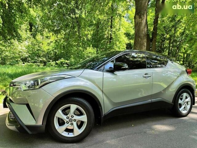 Тойота C-HR, объемом двигателя 1.2 л и пробегом 69 тыс. км за 17990 $, фото 7 на Automoto.ua