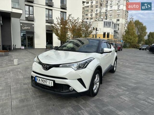 Тойота C-HR, объемом двигателя 1.2 л и пробегом 146 тыс. км за 15700 $, фото 4 на Automoto.ua