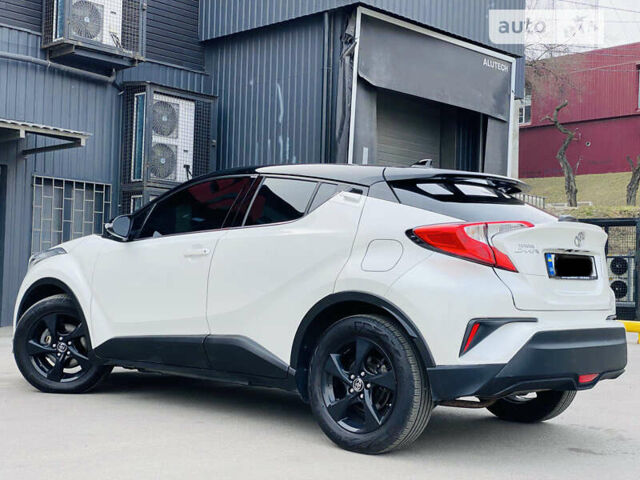 Тойота C-HR, об'ємом двигуна 1.2 л та пробігом 68 тис. км за 19999 $, фото 73 на Automoto.ua