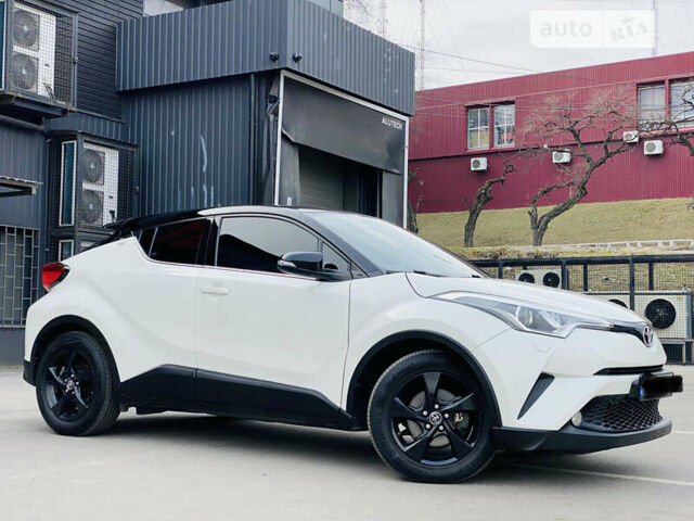 Тойота C-HR, об'ємом двигуна 1.2 л та пробігом 68 тис. км за 19999 $, фото 38 на Automoto.ua