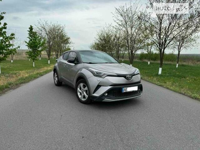 Тойота C-HR, об'ємом двигуна 1.2 л та пробігом 91 тис. км за 19800 $, фото 3 на Automoto.ua