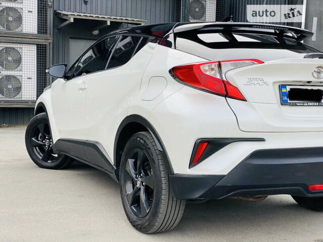 Тойота C-HR, объемом двигателя 1.2 л и пробегом 68 тыс. км за 18800 $, фото 61 на Automoto.ua