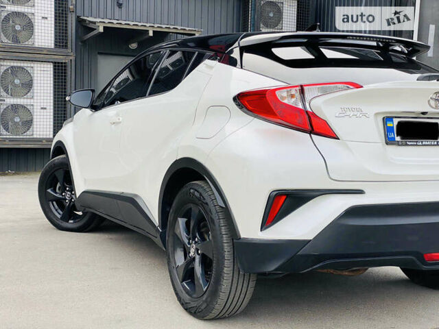 Тойота C-HR, об'ємом двигуна 1.2 л та пробігом 68 тис. км за 19999 $, фото 60 на Automoto.ua