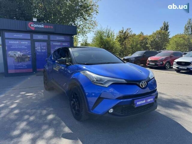 Тойота C-HR, об'ємом двигуна 1.2 л та пробігом 77 тис. км за 17950 $, фото 2 на Automoto.ua