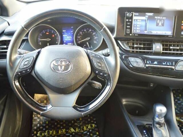 Тойота C-HR, об'ємом двигуна 2 л та пробігом 99 тис. км за 15700 $, фото 28 на Automoto.ua