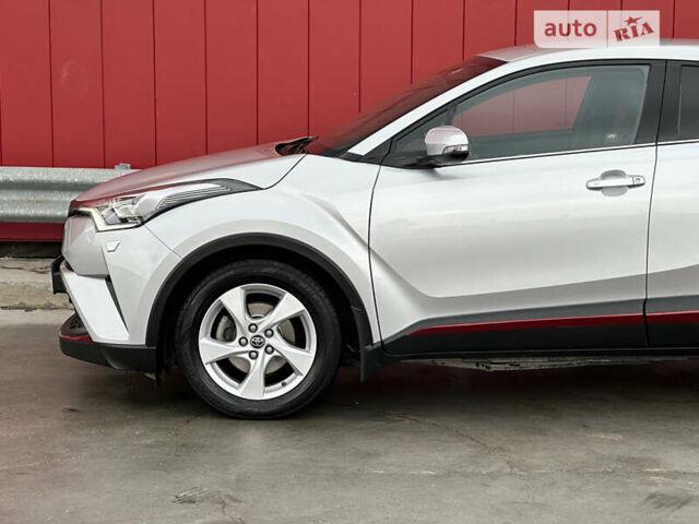 Тойота C-HR, об'ємом двигуна 1.2 л та пробігом 42 тис. км за 21299 $, фото 11 на Automoto.ua