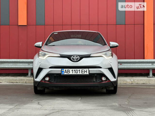 Тойота C-HR, объемом двигателя 1.2 л и пробегом 42 тыс. км за 21299 $, фото 4 на Automoto.ua