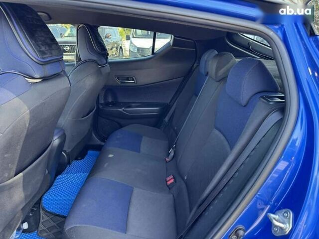 Тойота C-HR, об'ємом двигуна 1.2 л та пробігом 77 тис. км за 17950 $, фото 13 на Automoto.ua
