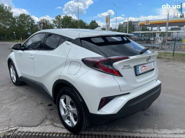 Тойота C-HR, об'ємом двигуна 1.2 л та пробігом 128 тис. км за 17999 $, фото 4 на Automoto.ua