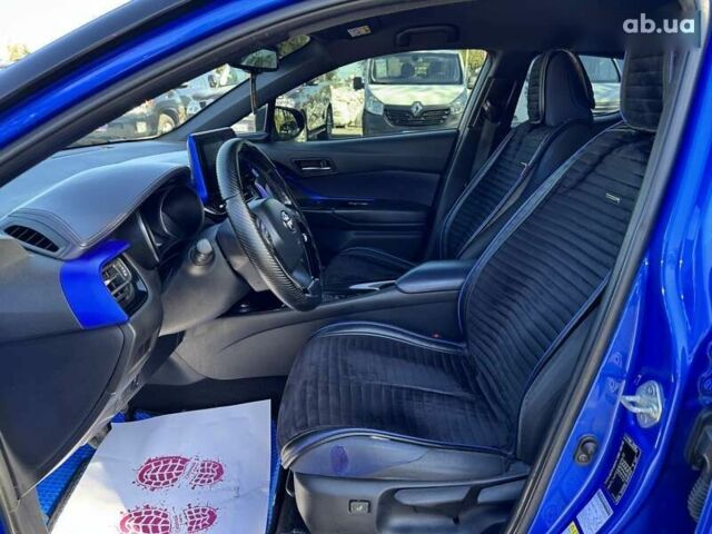 Тойота C-HR, об'ємом двигуна 1.2 л та пробігом 77 тис. км за 17950 $, фото 12 на Automoto.ua