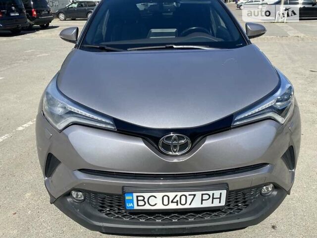 Тойота C-HR, об'ємом двигуна 1.2 л та пробігом 75 тис. км за 16900 $, фото 6 на Automoto.ua