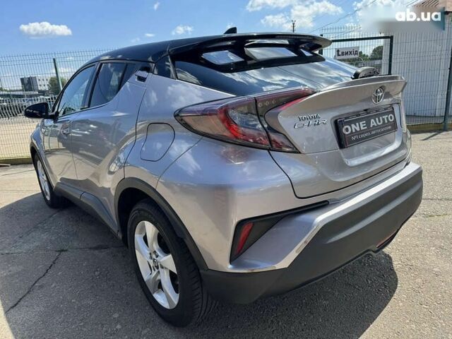Тойота C-HR, объемом двигателя 1.2 л и пробегом 212 тыс. км за 16990 $, фото 8 на Automoto.ua