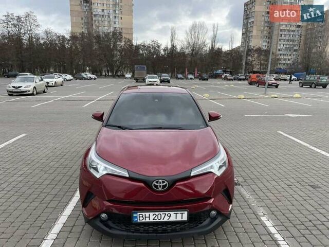 Тойота C-HR, объемом двигателя 2 л и пробегом 114 тыс. км за 17000 $, фото 2 на Automoto.ua