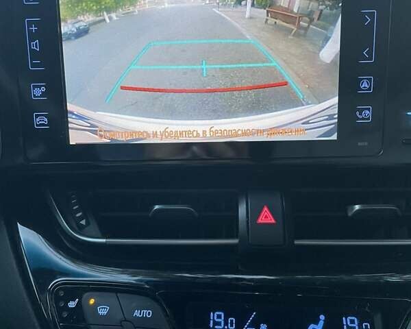 Тойота C-HR, объемом двигателя 1.99 л и пробегом 102 тыс. км за 19999 $, фото 9 на Automoto.ua