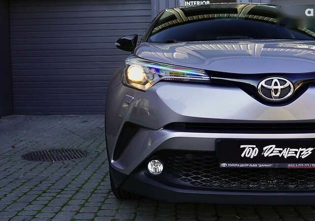 Тойота C-HR, об'ємом двигуна 1.2 л та пробігом 89 тис. км за 18500 $, фото 5 на Automoto.ua