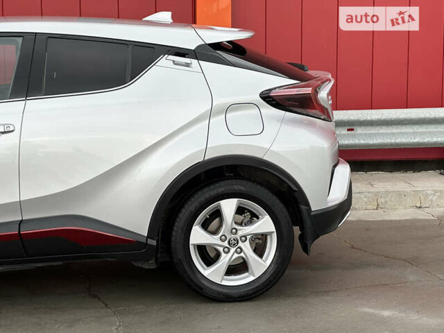 Тойота C-HR, об'ємом двигуна 1.2 л та пробігом 42 тис. км за 21299 $, фото 12 на Automoto.ua