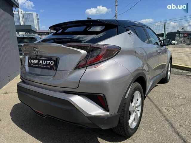 Тойота C-HR, объемом двигателя 1.2 л и пробегом 212 тыс. км за 16990 $, фото 5 на Automoto.ua