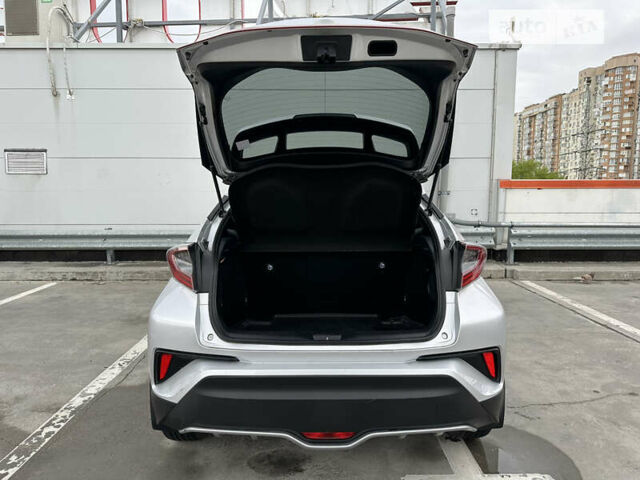 Тойота C-HR, объемом двигателя 1.2 л и пробегом 42 тыс. км за 21299 $, фото 55 на Automoto.ua