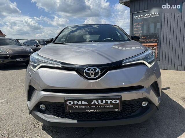 Тойота C-HR, объемом двигателя 1.2 л и пробегом 212 тыс. км за 16990 $, фото 2 на Automoto.ua