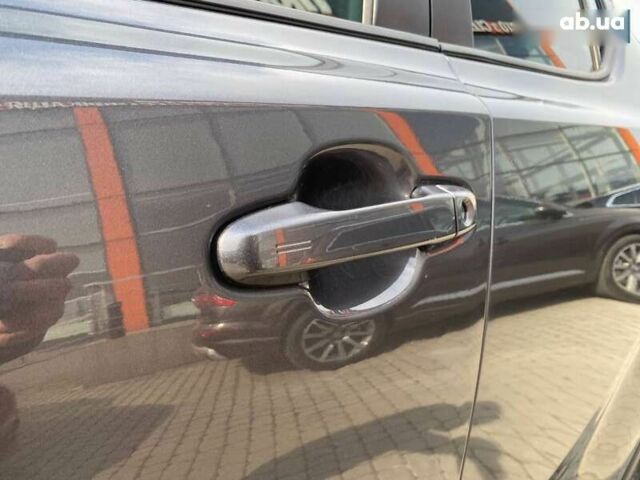 Тойота C-HR, объемом двигателя 1.8 л и пробегом 109 тыс. км за 18600 $, фото 4 на Automoto.ua