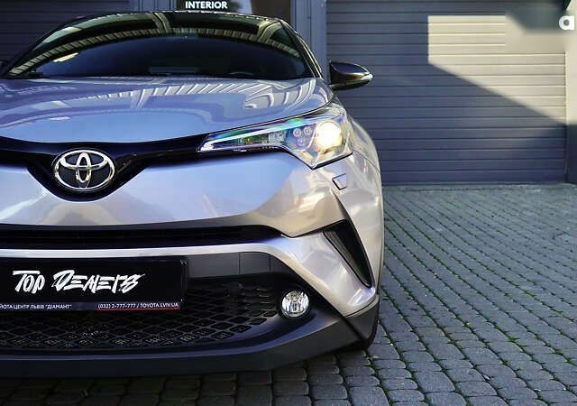 Тойота C-HR, об'ємом двигуна 1.2 л та пробігом 89 тис. км за 18500 $, фото 6 на Automoto.ua