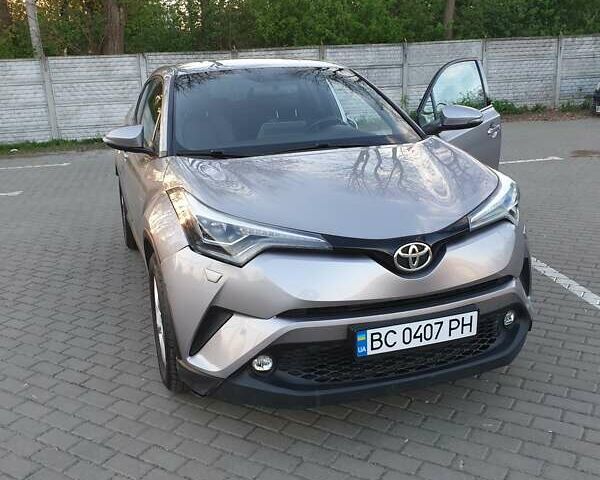 Тойота C-HR, об'ємом двигуна 1.2 л та пробігом 75 тис. км за 16900 $, фото 1 на Automoto.ua