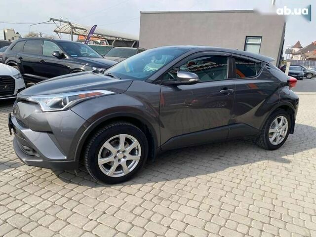 Тойота C-HR, объемом двигателя 1.8 л и пробегом 109 тыс. км за 18600 $, фото 3 на Automoto.ua
