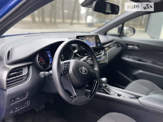 Тойота C-HR, об'ємом двигуна 1.99 л та пробігом 120 тис. км за 17900 $, фото 8 на Automoto.ua