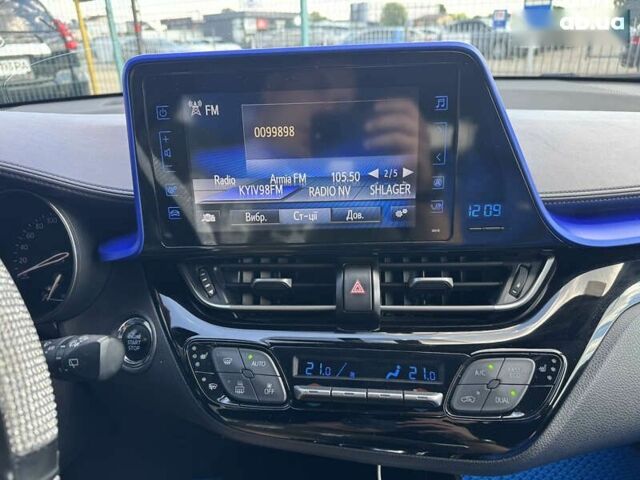 Тойота C-HR, объемом двигателя 1.2 л и пробегом 212 тыс. км за 16990 $, фото 21 на Automoto.ua