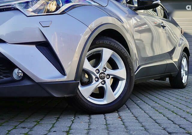 Тойота C-HR, об'ємом двигуна 1.2 л та пробігом 89 тис. км за 18500 $, фото 10 на Automoto.ua