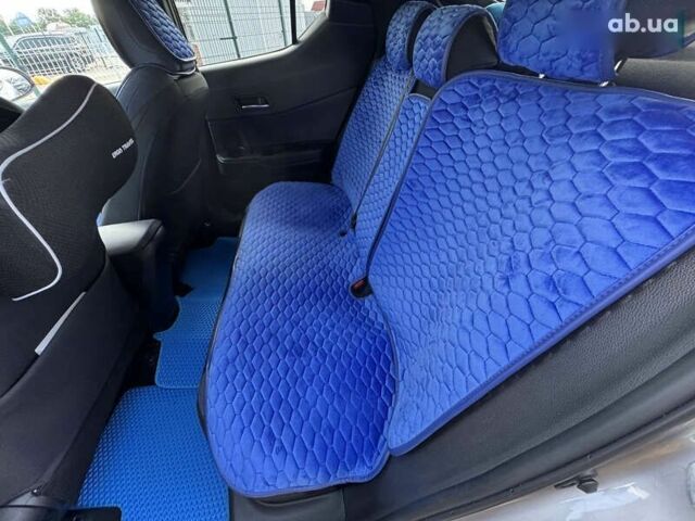Тойота C-HR, объемом двигателя 1.2 л и пробегом 212 тыс. км за 16990 $, фото 28 на Automoto.ua