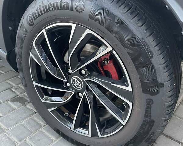 Тойота C-HR, объемом двигателя 1.99 л и пробегом 102 тыс. км за 19999 $, фото 7 на Automoto.ua