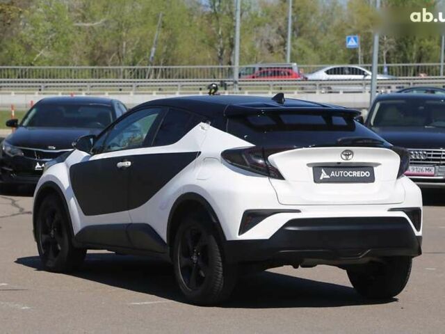 Тойота C-HR, объемом двигателя 2 л и пробегом 88 тыс. км за 24500 $, фото 3 на Automoto.ua