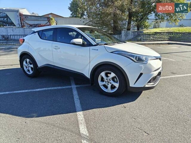 Тойота C-HR, объемом двигателя 1.8 л и пробегом 94 тыс. км за 21500 $, фото 10 на Automoto.ua