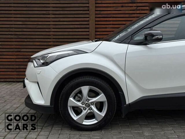 Тойота C-HR, об'ємом двигуна 2 л та пробігом 64 тис. км за 25000 $, фото 11 на Automoto.ua