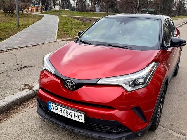 Тойота C-HR, объемом двигателя 2 л и пробегом 80 тыс. км за 18500 $, фото 1 на Automoto.ua