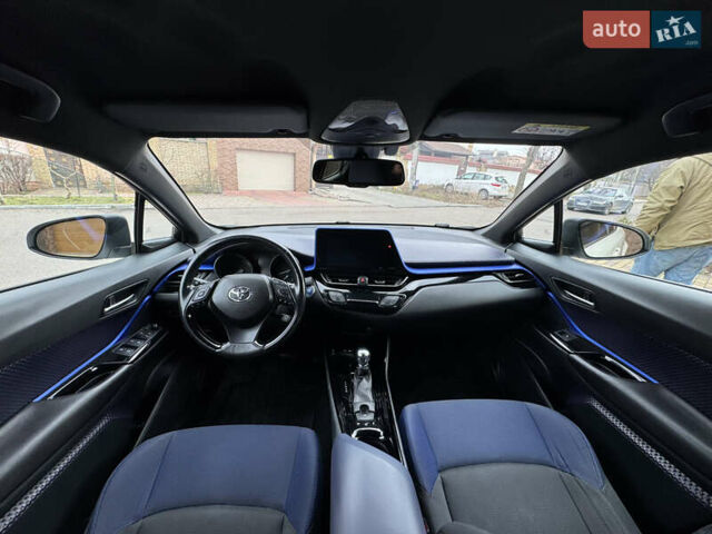 Тойота C-HR, объемом двигателя 1.8 л и пробегом 75 тыс. км за 19500 $, фото 18 на Automoto.ua
