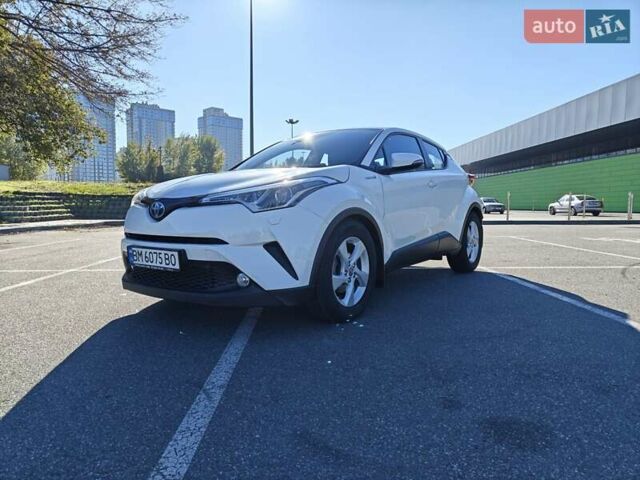 Тойота C-HR, объемом двигателя 1.8 л и пробегом 94 тыс. км за 21500 $, фото 5 на Automoto.ua