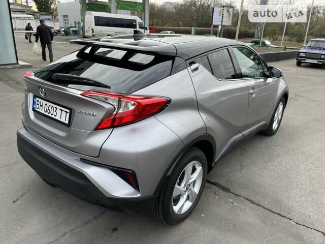 Тойота C-HR, объемом двигателя 1.8 л и пробегом 71 тыс. км за 22700 $, фото 4 на Automoto.ua